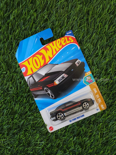 1992 Ford Mustang | Hotwheels Imported