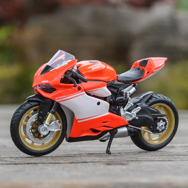 Ducati 1199 Superleggera | 1:18 Licensed Model