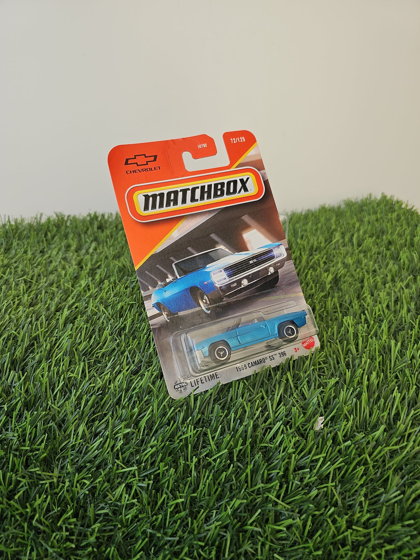 Matchbox Camaro SS 369