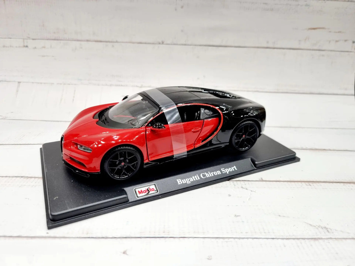 Bugatti Chiron 1:24 Licensed Model